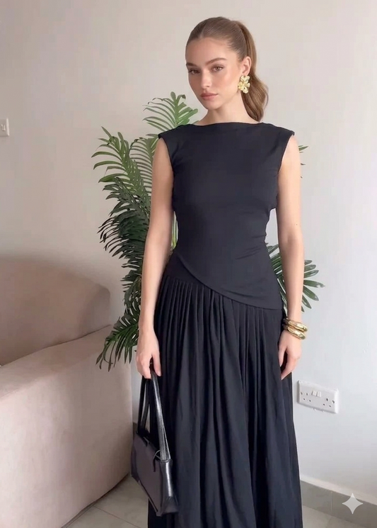 Elegant Off-Shoulder Pleated Summer Chic Slim-Fit